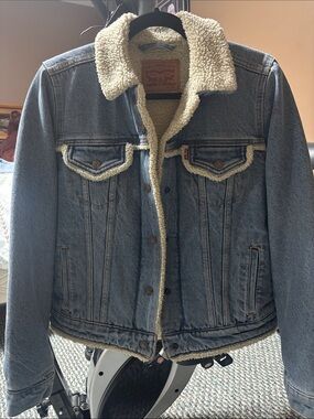 Levi's Women's Blue Sherpa-Lined Denim Jacket
